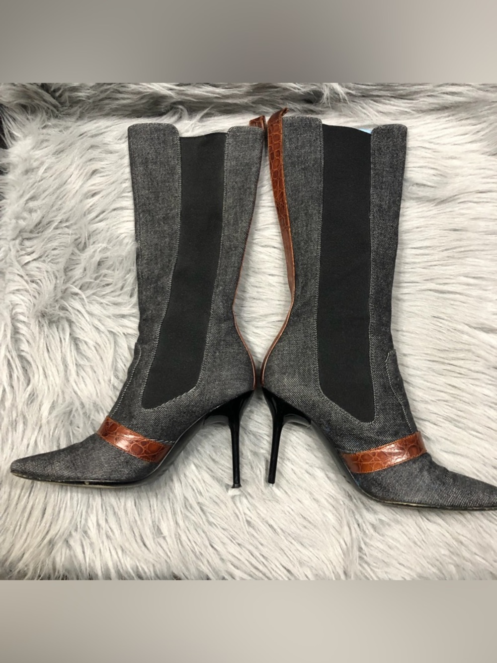 Authentic Dolce&Gabbana denim runaway boots. - Picture 3 of 16